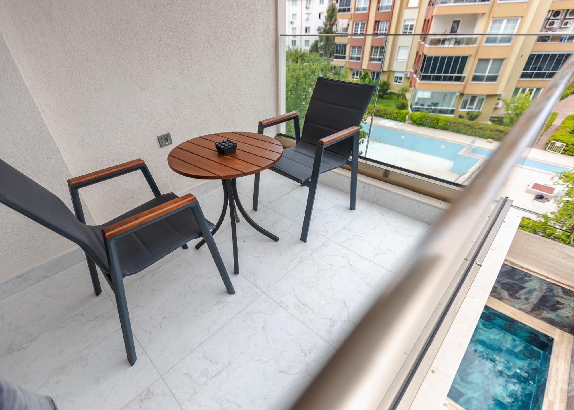 Los Suites Antalya Bagian luar foto